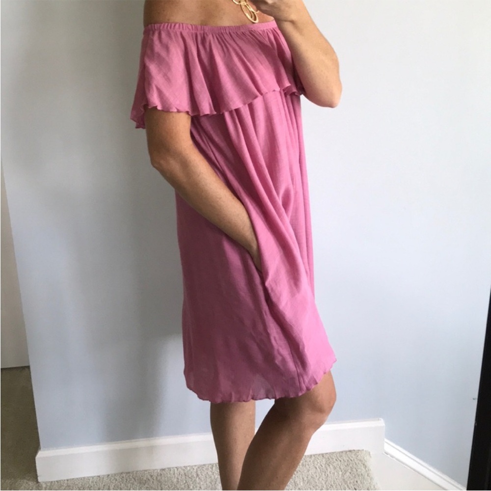 Pink Off the Shoulder Dress - Picture 4 of 8